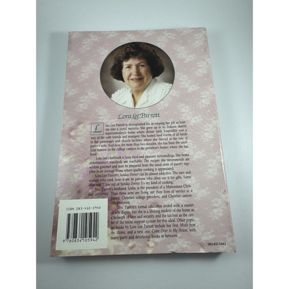 The Original Sunday Dinner: Meals from Family Kitchens by Lora Lee Parrott - Picture 6 of 8